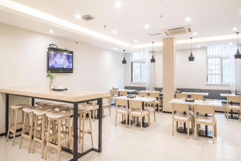Hanting Express Changsha Middle Of Furong Road Xiangchun Road Luaran gambar